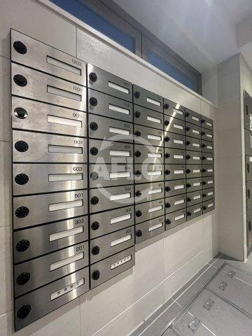 エスリード江坂広芝町のセキュリティ|エスリード江坂広芝町　メールボックス