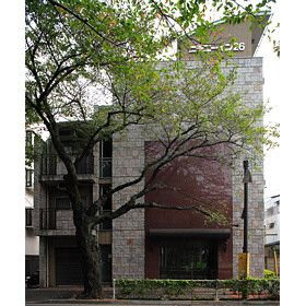 ニチエーイン２６のエントランス