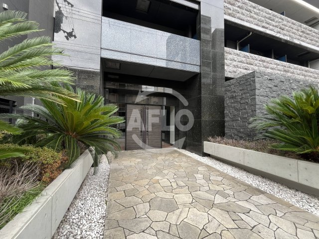 エスレジデンス新大阪駅前のエントランス|S-RESIDENCE新大阪駅前　エントランス