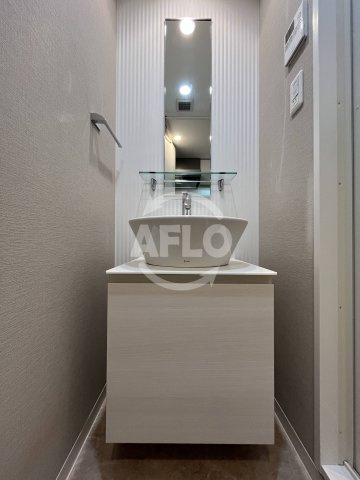 エスレジデンス新大阪駅前の独立洗面台|S-RESIDENCE新大阪駅前　洗面台