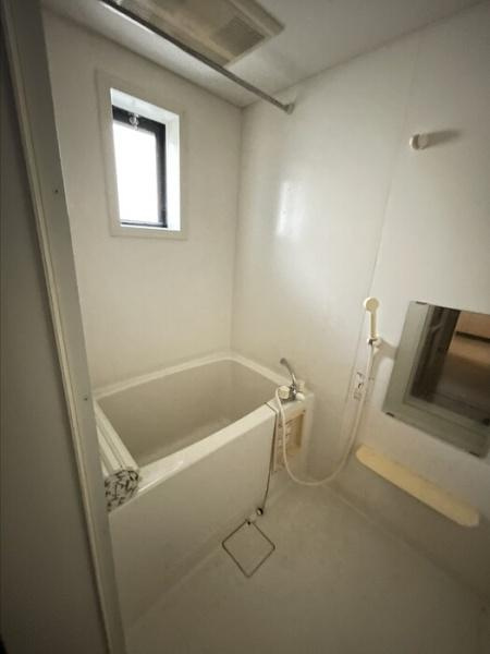 エスポアール弐番館の浴室