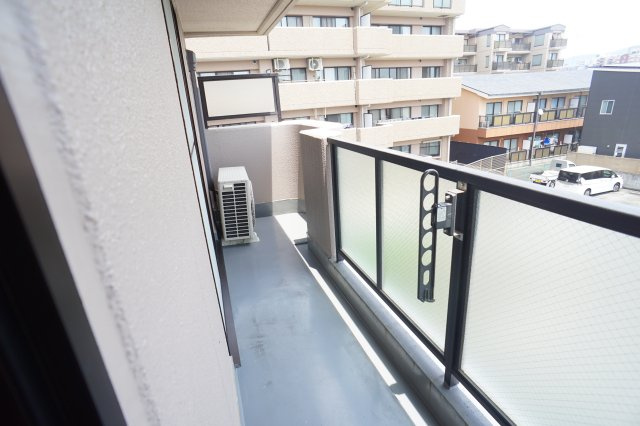 グレースコート恋の窪のバルコニー