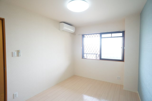 グレースコート恋の窪の居間・リビング