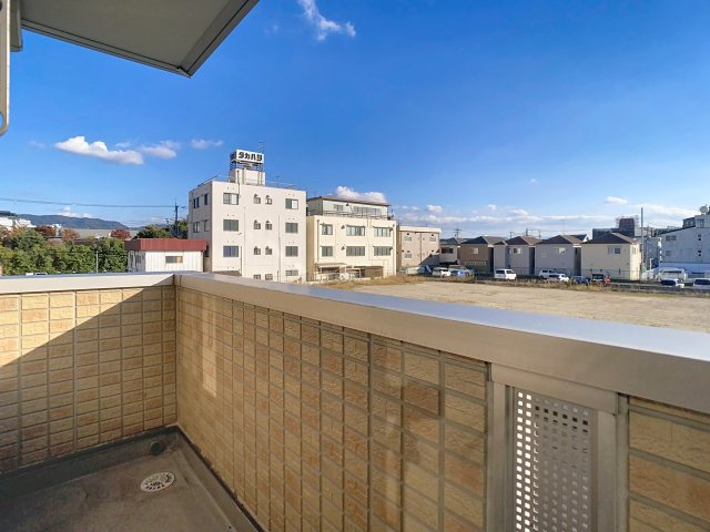 フィオーレ三条のバルコニー