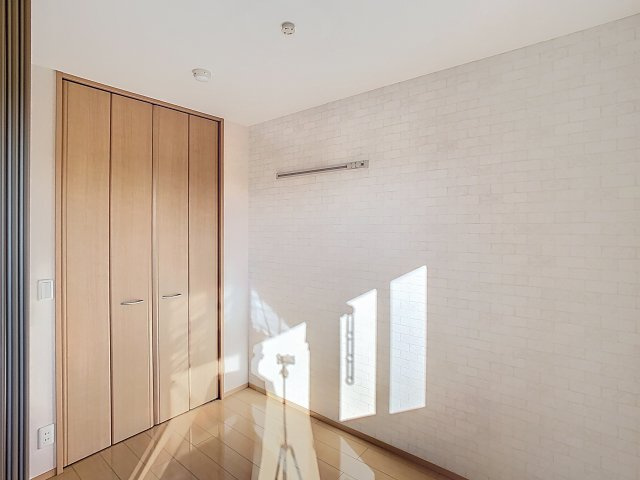 フィオーレ三条の居間・リビング