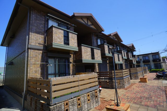 グランシャリオ（八条町）の外観