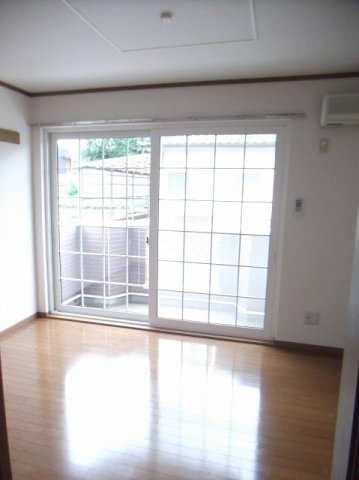 シャンティ北小田　Аの居間・リビング