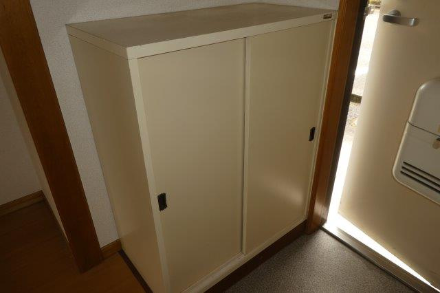 エルディムシャルマンＣの収納|シューズボックス