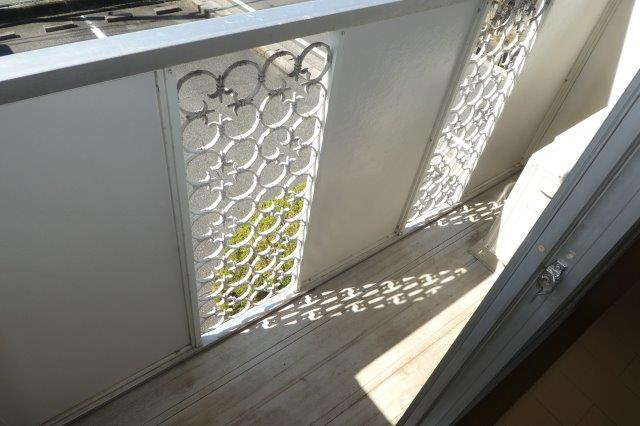 エルディムシャルマンＣのバルコニー