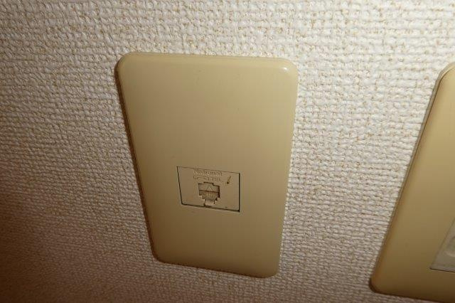 エルディムシャルマンＣの設備|電話モジュラー