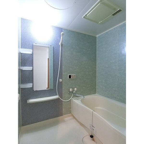 グリーンスクエアの浴室