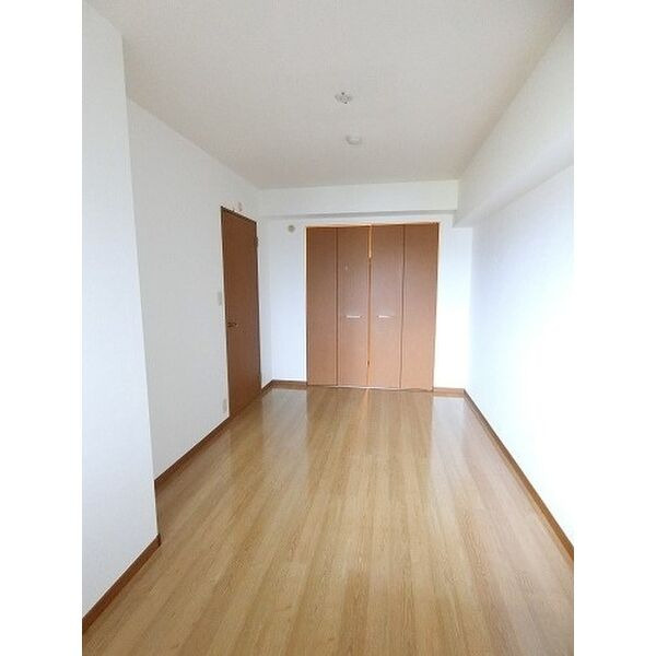 グリーンスクエアの居間・リビング