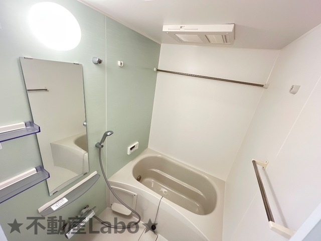 ストーク西発Aの浴室