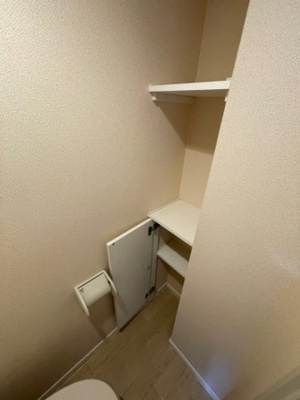【内装】 | レオネクスト森山 | トイレ収納