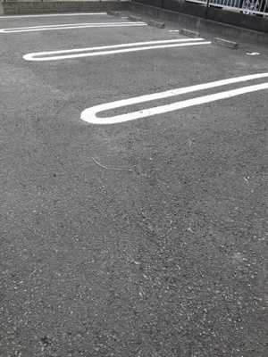 【駐車場】 | シエナヒル | 駐車スペースもあります