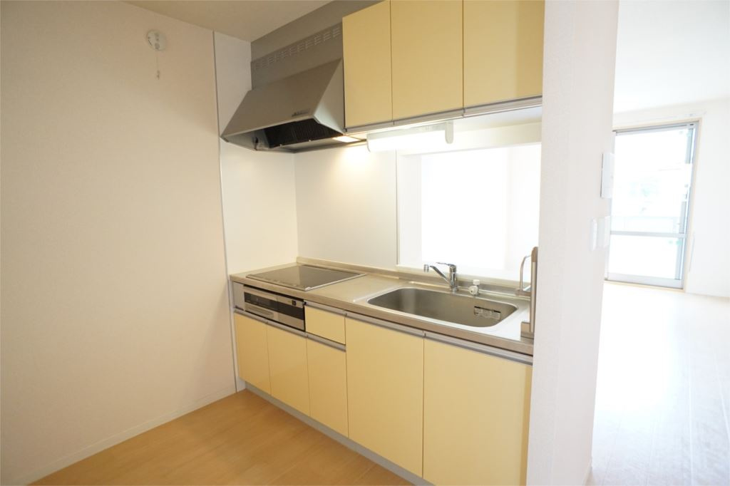 グリーンメゾン菰川Ａ棟のキッチン