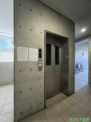 【ロビー】 | ベルシモンズ大阪港