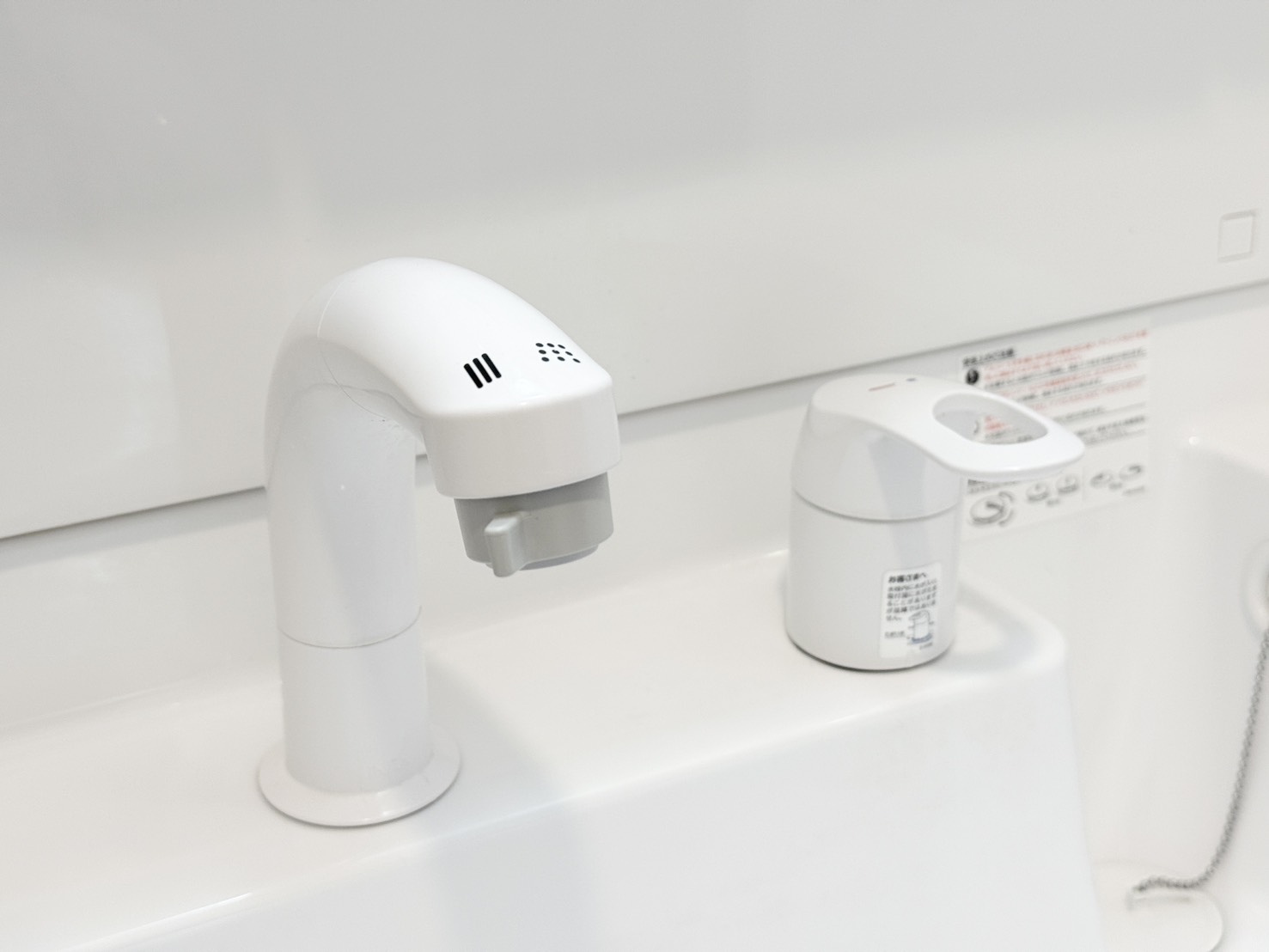 ガナール の独立洗面台|使い勝手の良いシングルレバーの水栓