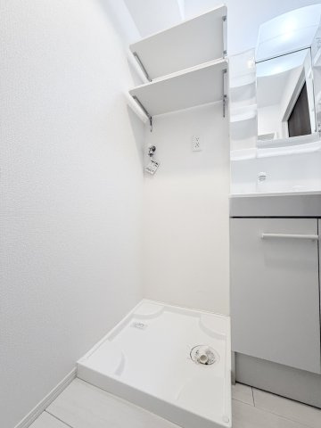 ガナール の設備|室内に洗濯機置き場あります