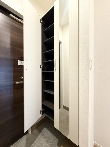 ガナール の収納|収納たっぷりシューズボックス