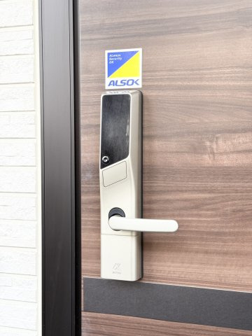 ガナール のセキュリティ|セキュリティ万全の玄関ドア