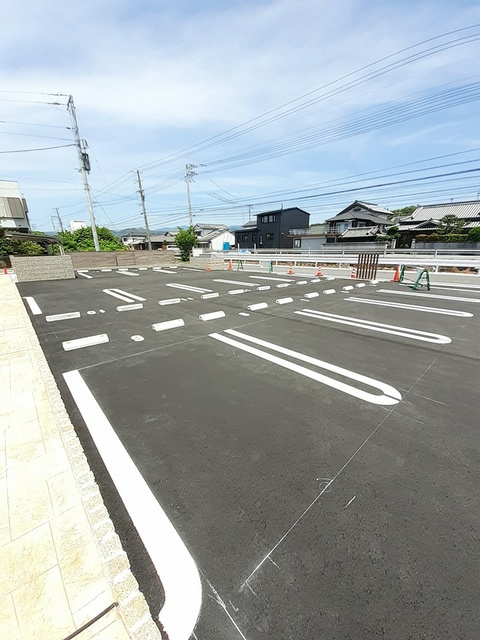 デナーダの駐車場|駐車場