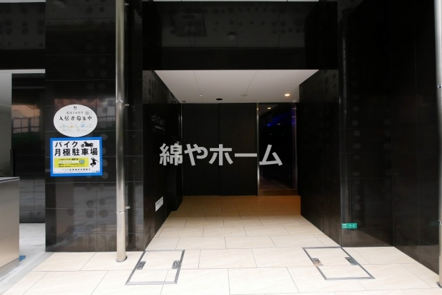 セレニテ日本橋ミラク のエントランス|ゆとりのあるエントランスです