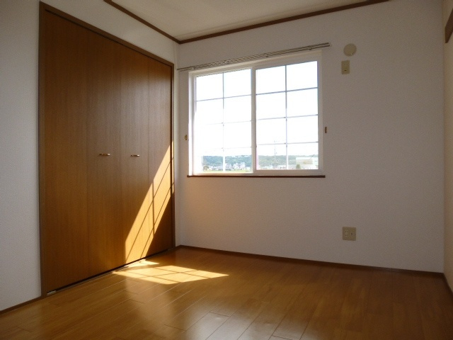 メゾンドソレイユBの洋室