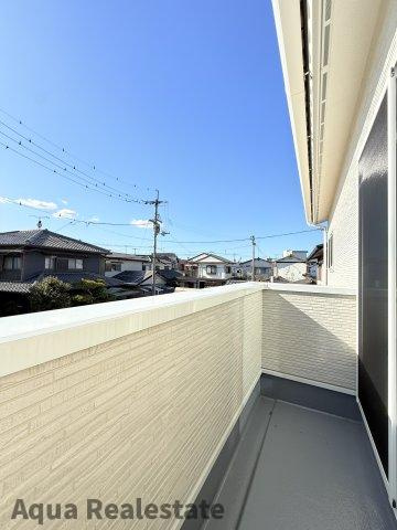 高松市高松町の新築一戸建のバルコニー|陽当たり良好なバルコニーです