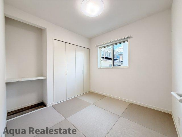 高松市東山崎町の新築一戸建の寝室|落ち着いて過ごせるお部屋なので、寝室にいかがでしょうか