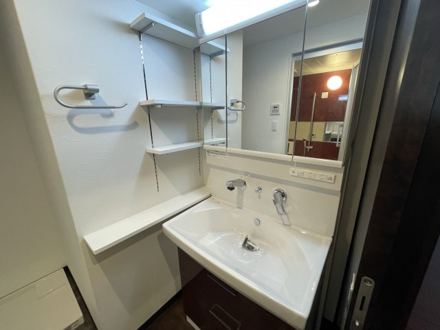 プレジオ都島本通の独立洗面台