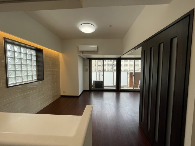 プレジオ都島本通の居間・リビング