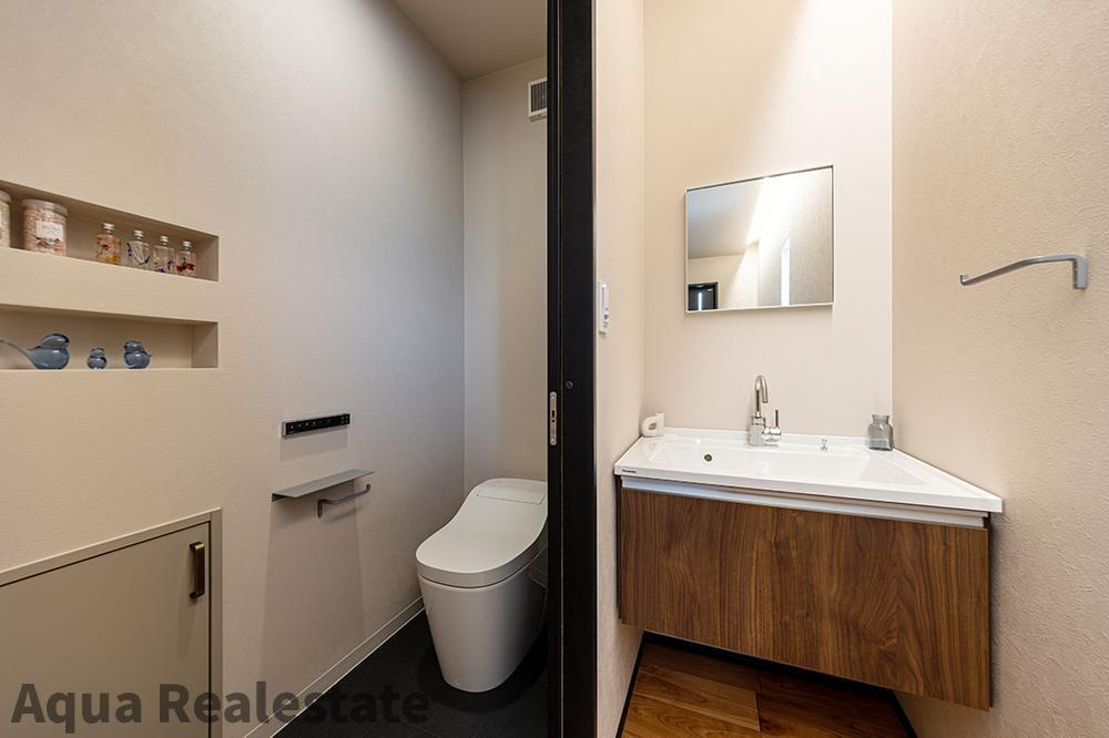 高松市林町の新築一戸建の独立洗面台