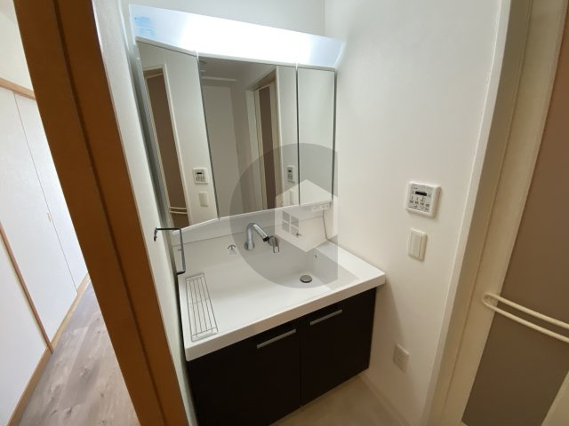 グランシエルドゥの独立洗面台