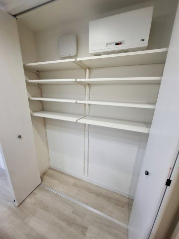 オリビア苦楽園の収納|リリビング収納