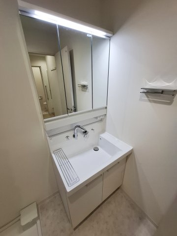 オリビア苦楽園の洗面所