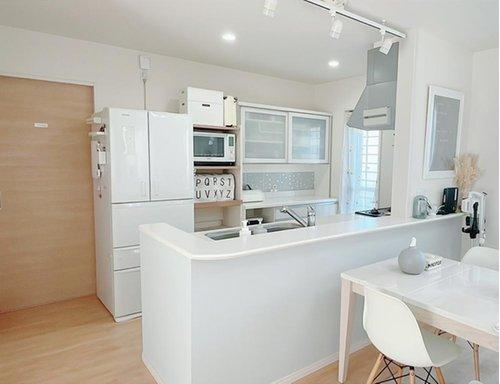 藤原３丁目戸建の居間・リビング