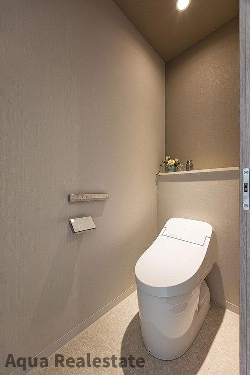 木田郡三木町大字池戸の新築一戸建のトイレ