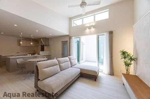 木田郡三木町大字池戸の新築一戸建の居間・リビング