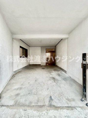 寝屋川市高柳3丁目一戸建の駐車場