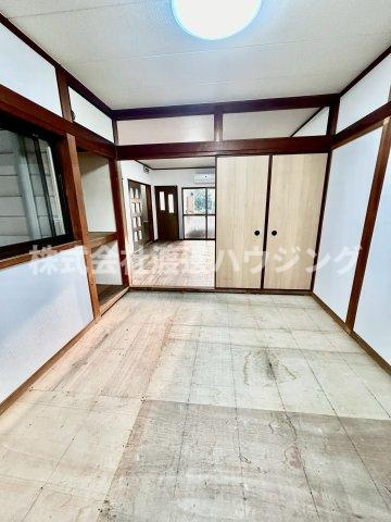 寝屋川市高柳3丁目一戸建の和室