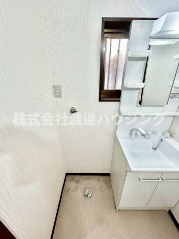 寝屋川市高柳3丁目一戸建の設備|室内洗濯機置場