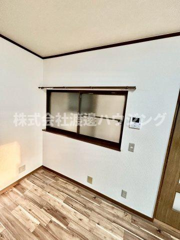 寝屋川市高柳3丁目一戸建のその他|窓