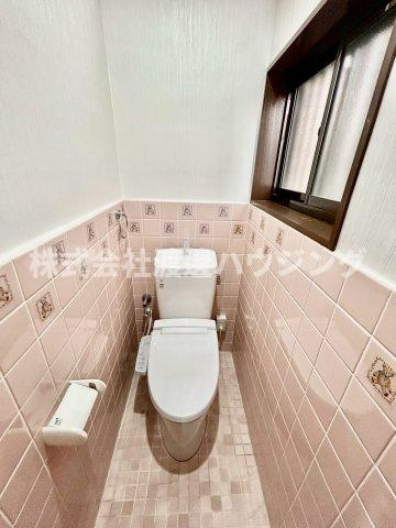 寝屋川市高柳3丁目一戸建のトイレ