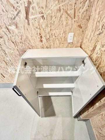 香里園ガレージハウスの収納|玄関収納