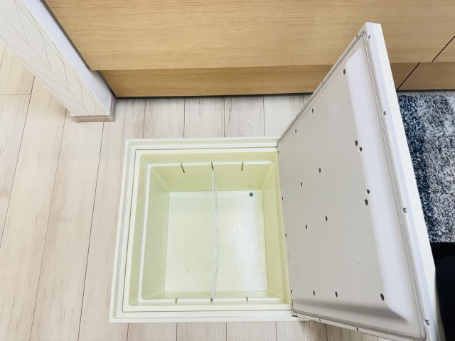 松戸市樋野口新築戸建【中部小学校：10分】のキッチン|キッチン床下収納