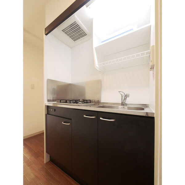 セントレイクセレブ代官町のキッチン