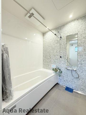 高松市西山崎町の新築一戸建の浴室|きれいなお風呂です