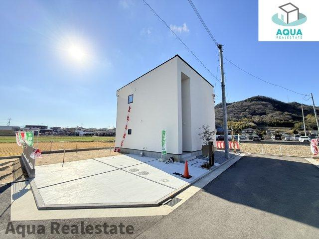 高松市西山崎町の新築一戸建