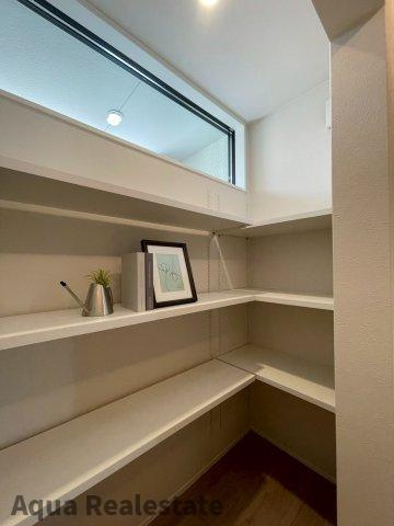 高松市西山崎町の新築一戸建の収納|こまごまとしたものを収納できそうですね